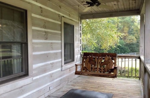 Camden House | Blue Barn Lodge Unit 4: Horse Trail Retreat