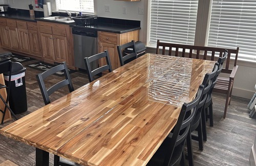 Sweetwater House | Blue Bear Retreat! Sleeps 22+, Ideal Beach Access