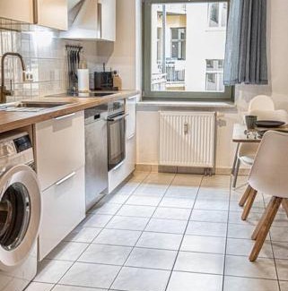 Magdeburg Apartment | Blue Chili 23 - Modern, zentral, mit Balkon