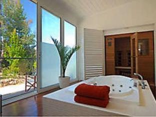 Shepherds Flat Bed & Breakfast | Blue Cliffs Retreat