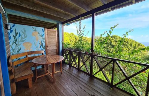 St. Patrick Cottage | BLUE COTTAGE Almost Paradise