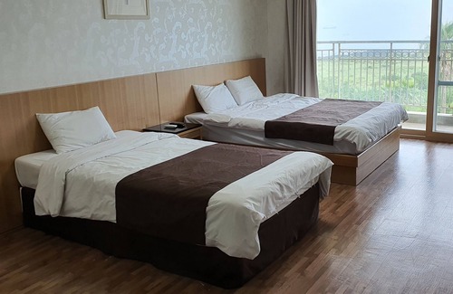 Hallim Hotel | Blue Hawaii Resort