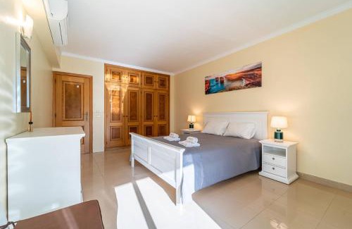 Areias de Sao Joao Apartment | Blue Horizon Apartment by HelloVacations