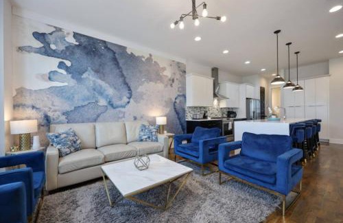 Hadley - Washington House | Blue Horizon - Hot Tub - Dual Rooftop Balconies