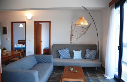 Lardos Apartment | Blue House Lardos