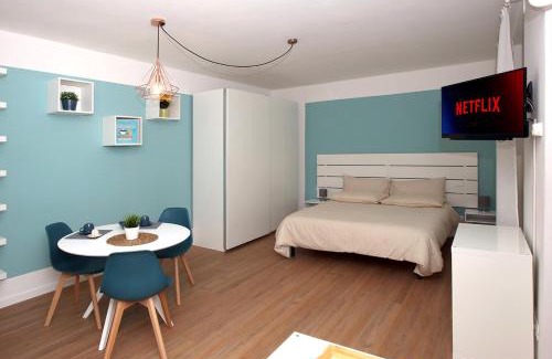 Pavia Apartment | Blue Mind