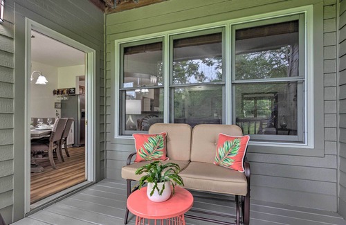 Mountain Air Apartment | Blue Ridge Mtn Views: Condo w/Furnished Balcony