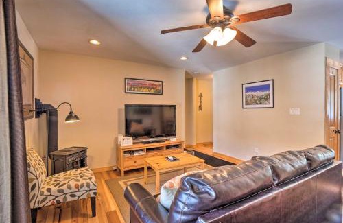Blue River Apartment | Blue River Condo with Views - 5 Mi to Breckenridge!