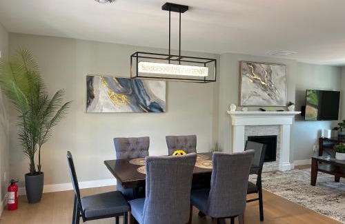 Gordon Head House | Blue Sea And Clear Sky B&B LICENCE NUMBER 18952