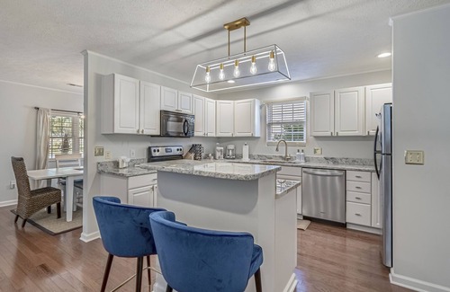 North Myrtle Beach House | Blue Skies - NMB Abode w/Deck + Yard only 5 min walk to the beach!