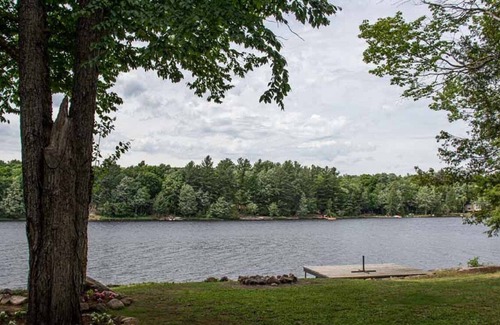 Baysville Cottage | Blue Sky Lodge - 3Br Muskoka Cottage w/ Dock, Great Swimming, Wi-Fi