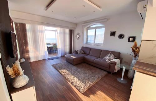 Xlendi Apartment | Blue Sky Xlendi