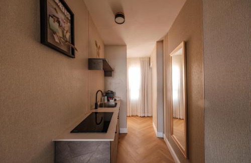Netanya Apartment | Blue Suite