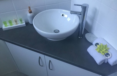East Toowoomba Hotel | Blue Violet Motor Inn