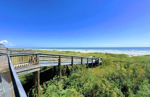 Freeport House | Blue Waves Beachside Calm Gulf Views for Miles