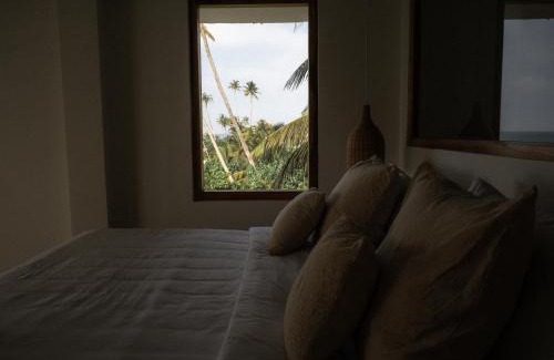 Midigama Hotel | Blue Waves Surf House - Beach Hotel