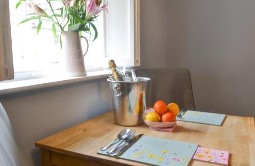 South Charlton House | Bluebell Cottage