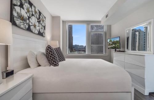 Crystal City Apartment | Bluebird Suites at Pentagon City Virginia