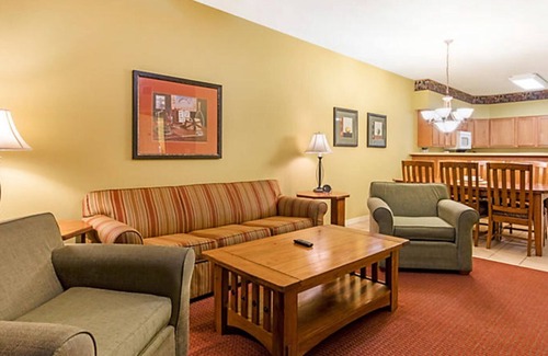 Branson Resort | Bluegreen Falls Village, Branson, 2br Condo, Free Parking and WiFi
