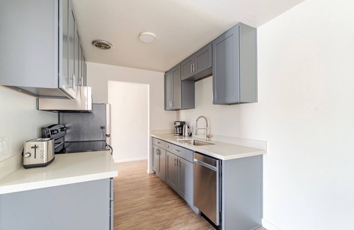 North Queen Anne Apartment | Blueground | North Queen Anne, w/d, nr Discovery Park