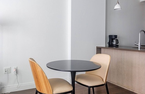 Powerhouse Arts District Apartment | Blueground | Powerhouse Arts District, pool, nr Liberty State Park