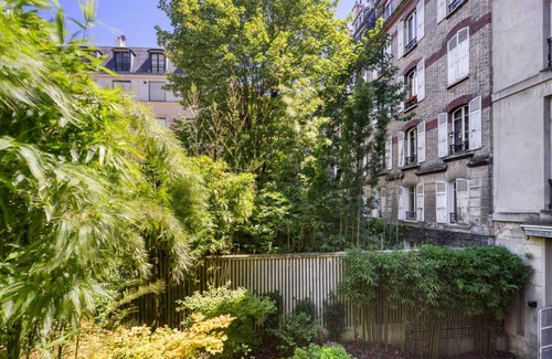 Saint-Thomas-d'Aquin Apartment | Blueground | Saint germain des prés, near garden