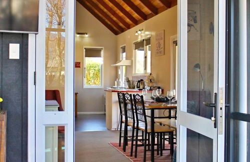 Turangi House | Bluehaven Cottage - Turangi Holiday Home