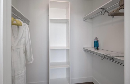 Historic Core Apartment | BluePalm Downtown High Floor