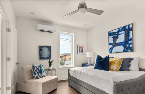 Hermitage House | "Blues Alley #9" 3 bed-3-1/2 baths-15 minutes to Downtown Nashville
