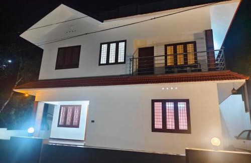Anachal House | Blueway villa