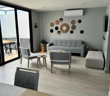 Punta Blanca Villa | Bluvillas
