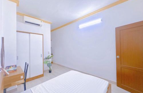 Tan Binh Hotel | BMHome