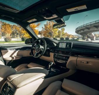 Vake-Saburtalo Boat Rental | Bmw X5