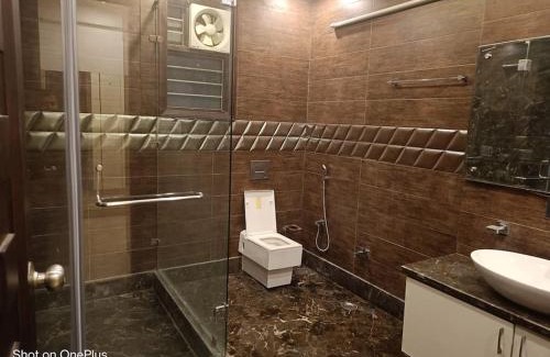 Shalimar Bagh Apartment | BnBBuddy Stupendous Home In Shalimar Bagh