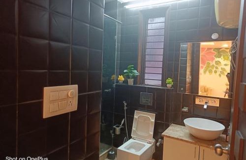 Shalimar Bagh Apartment | BnBBuddy Stupendous Home In Shalimar Bagh