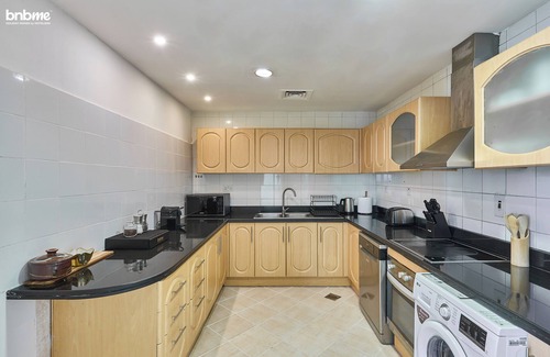 Dubai Marina Apartment | bnbme | Damac Waves Tower | 3 + Maids