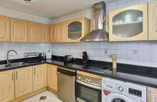 Dubai Marina Apartment | bnbme | Damac Waves Tower | 3 + Maids