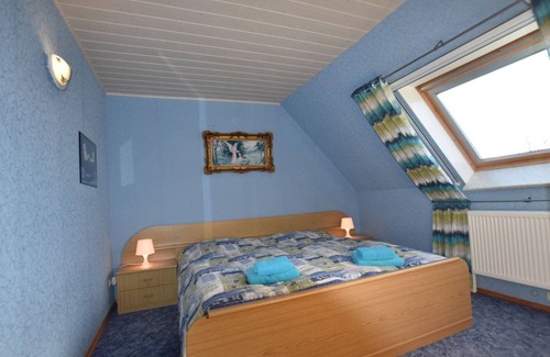 Kroepelin Apartment | Boutique Apartment in Kröpelin with Terrace