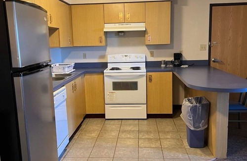 Brush Hotel | Boarders Inn & Suites by Cobblestone Hotels - Brush