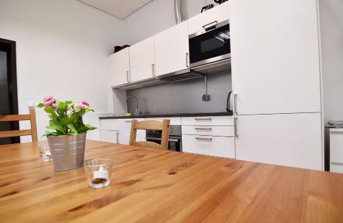 Mauenheim Apartment | Boardinghouse in Cologne *free WiFi*