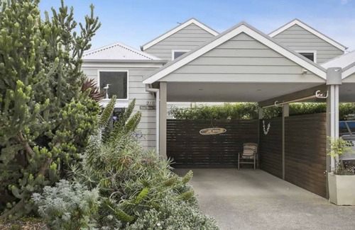 Barwon Heads Villa | Boathouse Villa 2 by the Sea
