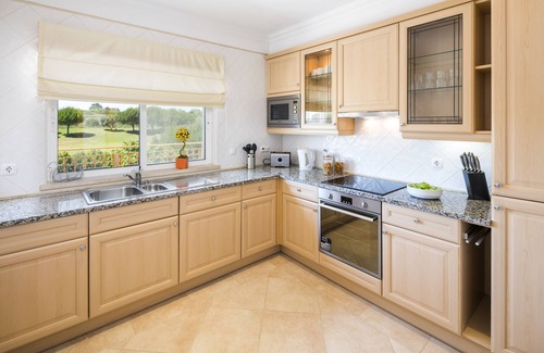 Atalaia Apartment | Boavista Golf luxurious 2 Bed/2Bath overlooks fairway,seaview,spa,2 pools,wifi