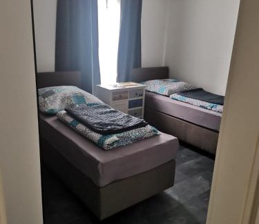 Bielefeld House | Bob's Zimmer