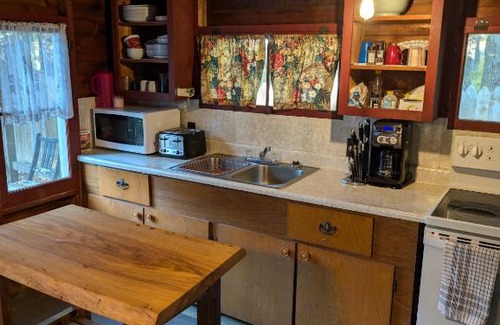 Frontenac Cabin | Bobs Lake Cabin