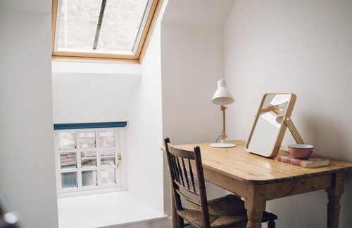 Llandwrog Cottage | Bodfan Bach - an on the beach that sleeps 6 guests in 3 bedrooms