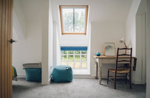 Llandwrog Cottage | Bodfan Bach - an on the beach that sleeps 6 guests in 3 bedrooms