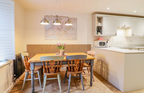 Tremadog Cottage | Bodlondeb