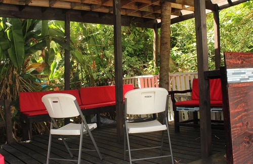 Jack's Hill House | Bohemian Lodge - The Artiste's Boutique Villa