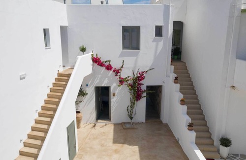 Naousa Apartment | Bohemian Luxury Boutique Hotel
