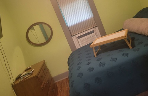 Tulsa House | Boho Bungalow. 5 min from BOK, COX Center and Gathering Place.